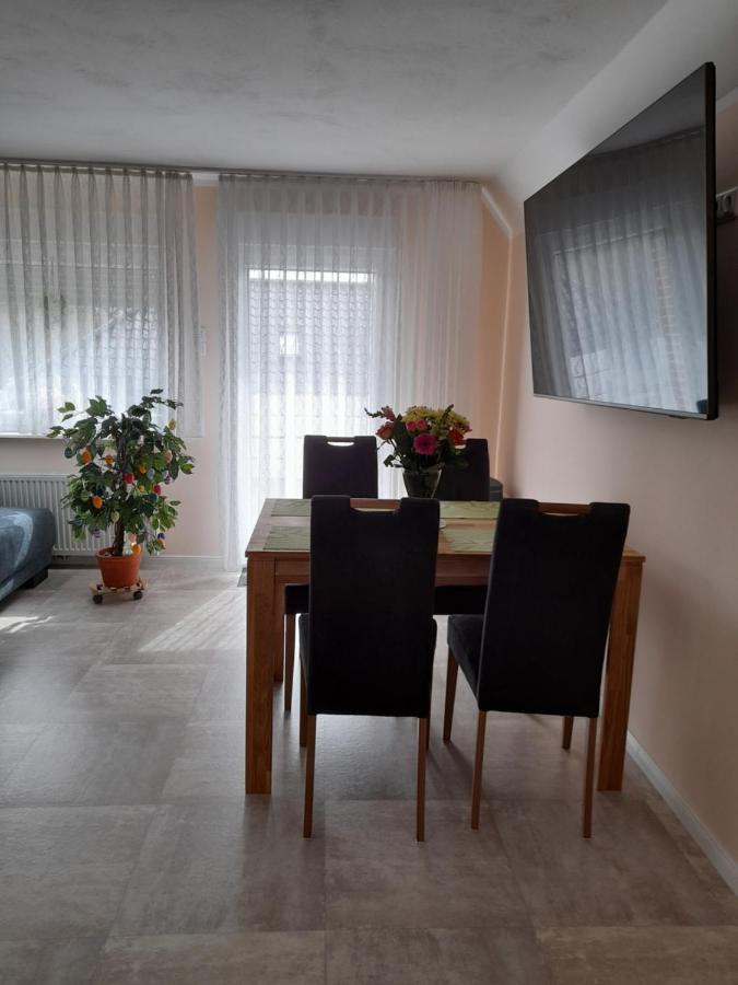 Ferienwohnung Pham Hage ภายนอก รูปภาพ
