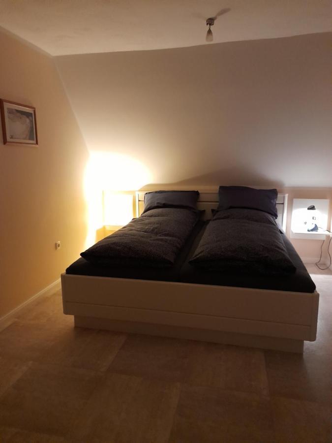 Ferienwohnung Pham Hage ภายนอก รูปภาพ