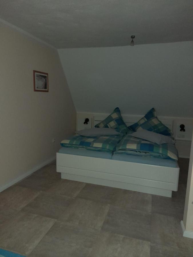 Ferienwohnung Pham Hage ภายนอก รูปภาพ